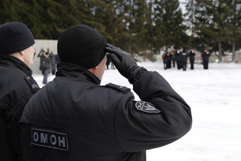 Копии боевых знамен 171-й стрелковой дивизии переданы на хранение в златоустовский ОМОН Росгвардии