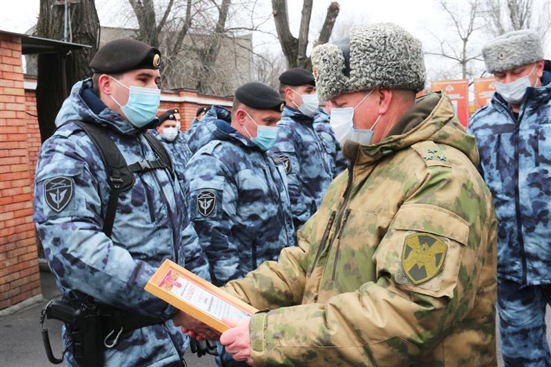 Бойцы новочеркасского ОМОН Росгвардии отметили 27-летие отряда
