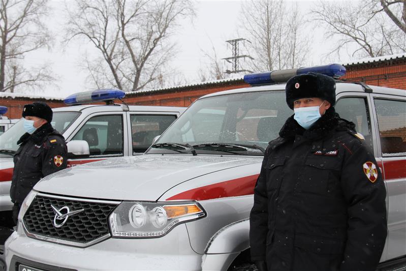 В Кузбассе росгвардейцы получили новые патрульные автомобили