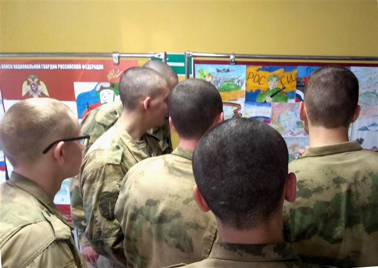 Военнослужащие Росгвардии из Калача-на-Дону  участвуют в мероприятиях, посвященных Дню Героев Отечества