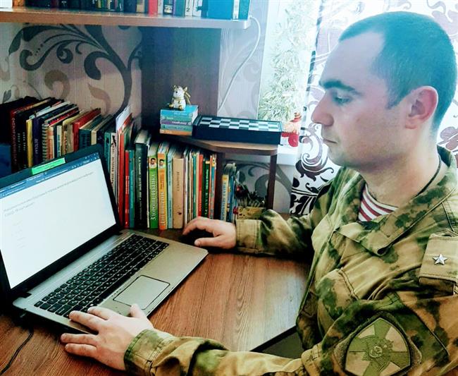 Военнослужащие калачевского соединения Росгвардии написали Всероссийский диктант по общественному здоровью