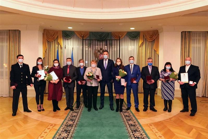 На Ямале наградили росгвардейца, спасшего жизнь ребёнку (видео)