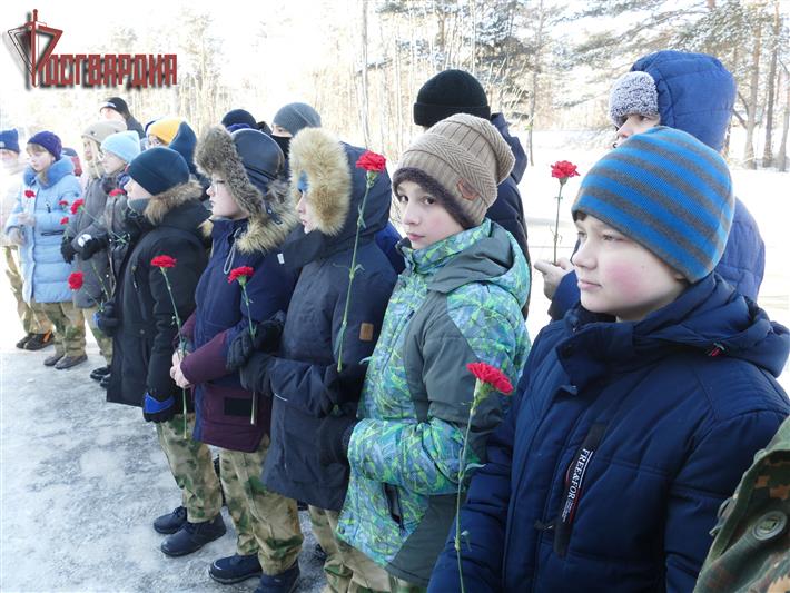 Сюжет о героически погибшем сотруднике СОБР сняли корреспонденты иркутского телеканала ко Дню Героев Отечества