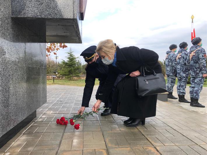 В Крыму и Севастополе росгвардейцы приняли участие в мероприятиях, посвященных Дню Героев Отечества
