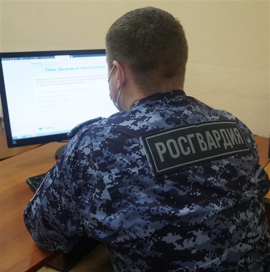Росгвардейцы Северо-Западного округа приняли участие в диктанте по общественному здоровью