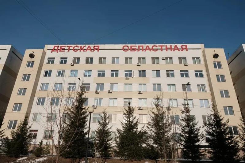 Росгвардейцы и участница шоу «Голос. Дети» поздравили маленьких пациентов тульских больниц с наступающим Новым годом