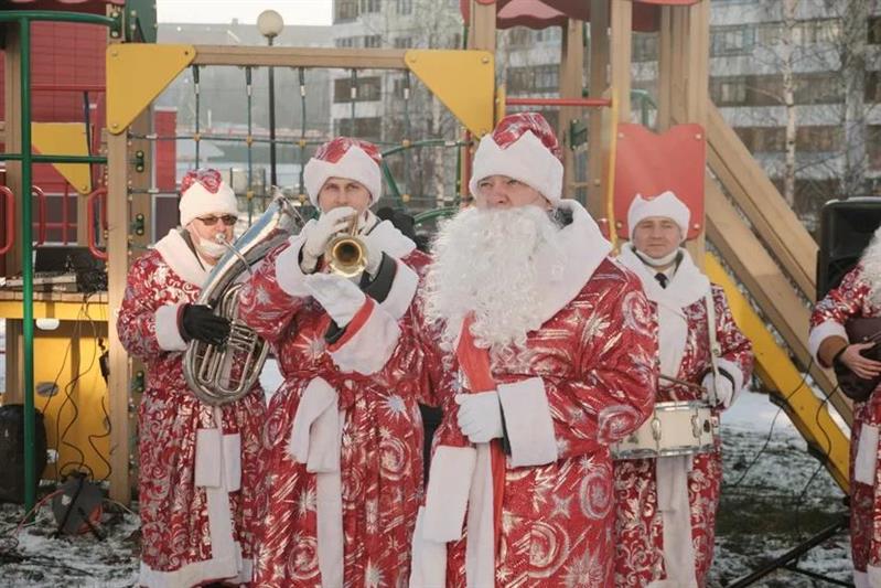 Росгвардейцы и участница шоу «Голос. Дети» поздравили маленьких пациентов тульских больниц с наступающим Новым годом