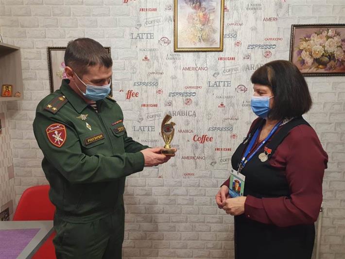 Офицеры югорского управления Росгвардии почтили память павших воинов правопорядка 