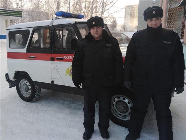 В Кузбассе росгвардейцы спасли имущество пенсионера от уничтожения в результате возгорания 