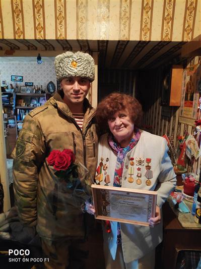 Военнослужащие ОДОН им. Ф.Э. Дзержинского поздравили ветеранов-блокадников с полным освобождением Ленинграда от фашистской блокады