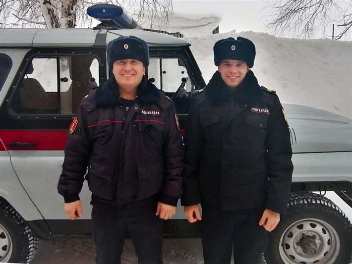 В Кузбассе росгвардейцы помогли разыскать пропавшую несовершеннолетнюю жительницу села Сухова 