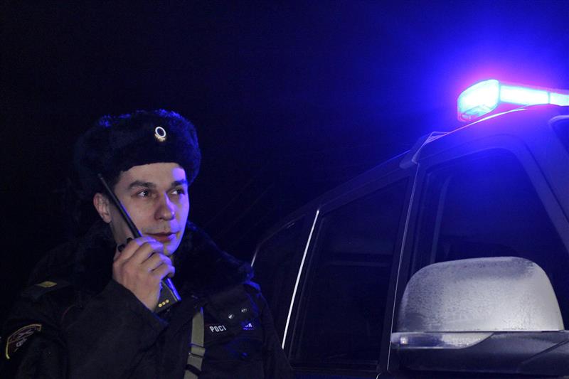 Сотрудники Росгвардии оказали помощь пострадавшим на пожаре в окрестностях Нарьян-Мара
