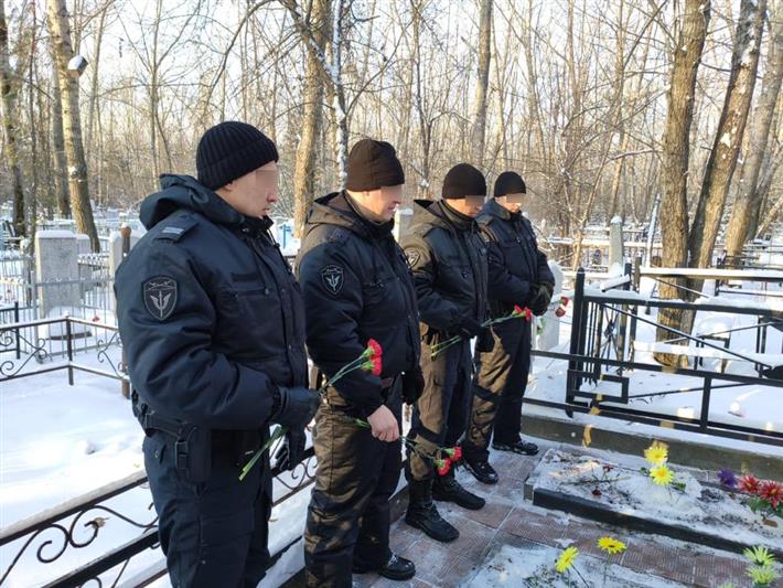 В челябинском ОМОН Росгвардии почтили память сослуживца, погибшего на Северном Кавказе