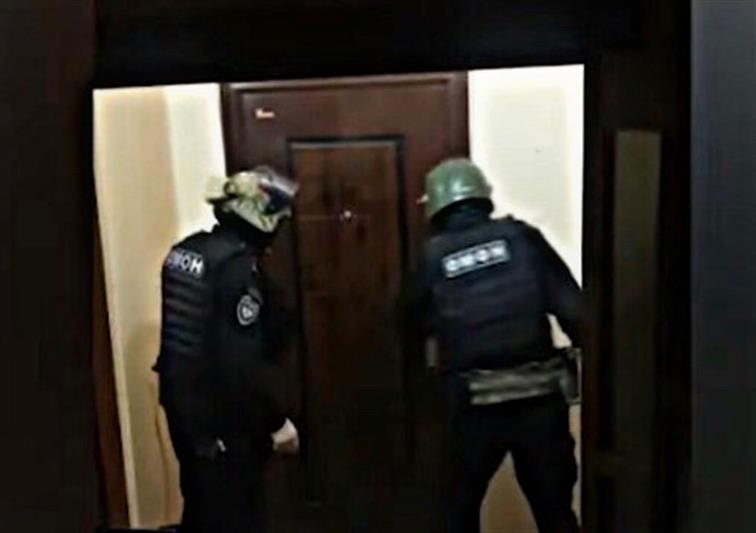 При содействии ОМОН задержан главный инженер одного из акционерных обществ Якутии, подозреваемый в получении взятки 