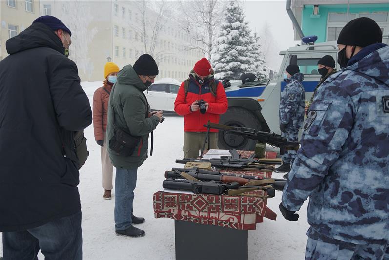 Журналисты из города Иваново познакомились со служебными буднями сотрудников инженерного подразделения Росгвардии 