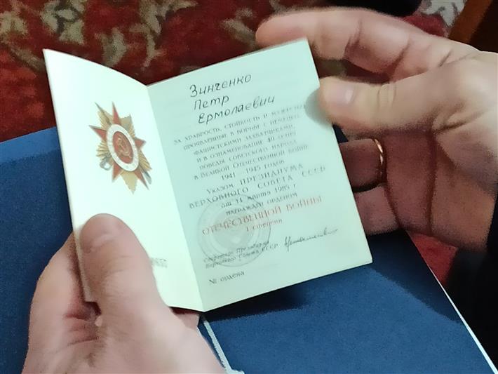 В Георгиевске сотрудники Росгвардии навестили ветерана  Великой Отечественной войны 