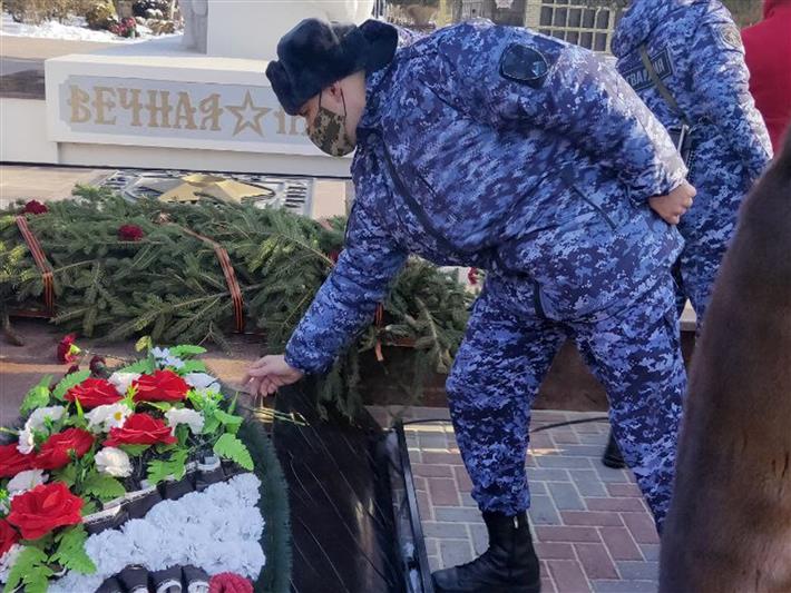 На Ставрополье росгвардейцы приняли участие в торжественном митинге, посвященном освобождению региона от немецкой оккупации