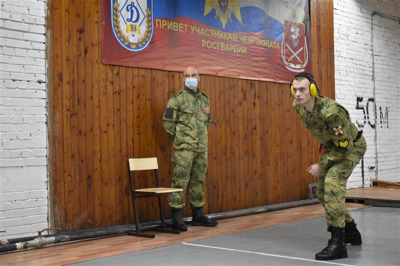 В Республике Коми продолжаются чемпионаты Росгвардии по лыжным гонкам и служебному двоеборью