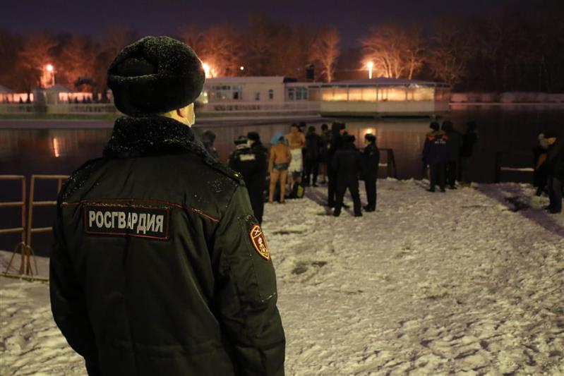 На Северном Кавказе Росгвардия обеспечила общественный порядок и безопасность в Крещение