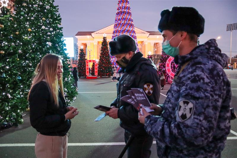 В Ставрополе сотрудники вневедомственной охраны Росгвардии присоединились к акции «Безопасный Новый год»