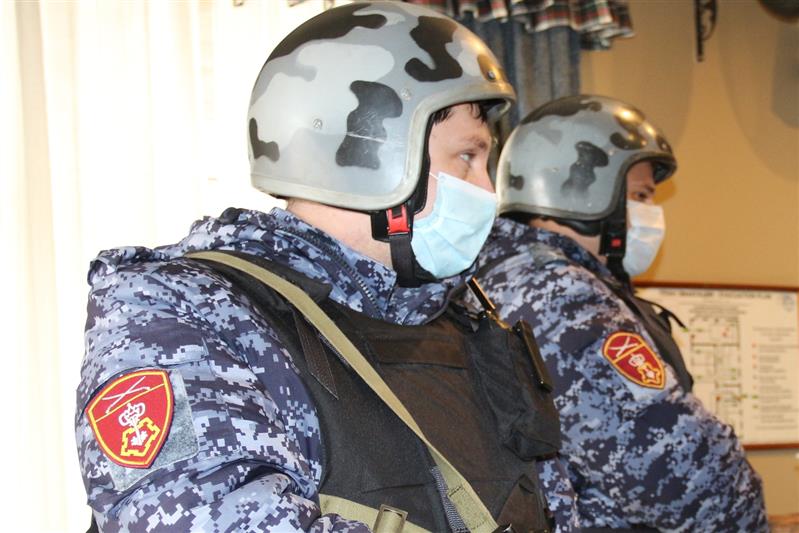   Подозреваемого в причинении вреда здоровью человека задержали росгвардейцы в Ростовской области