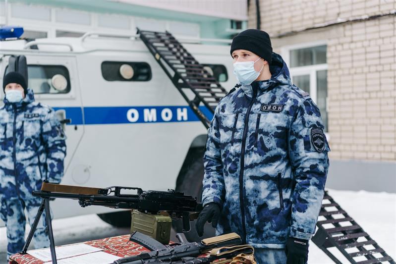 Журналисты из города Иваново познакомились со служебными буднями сотрудников инженерного подразделения Росгвардии 