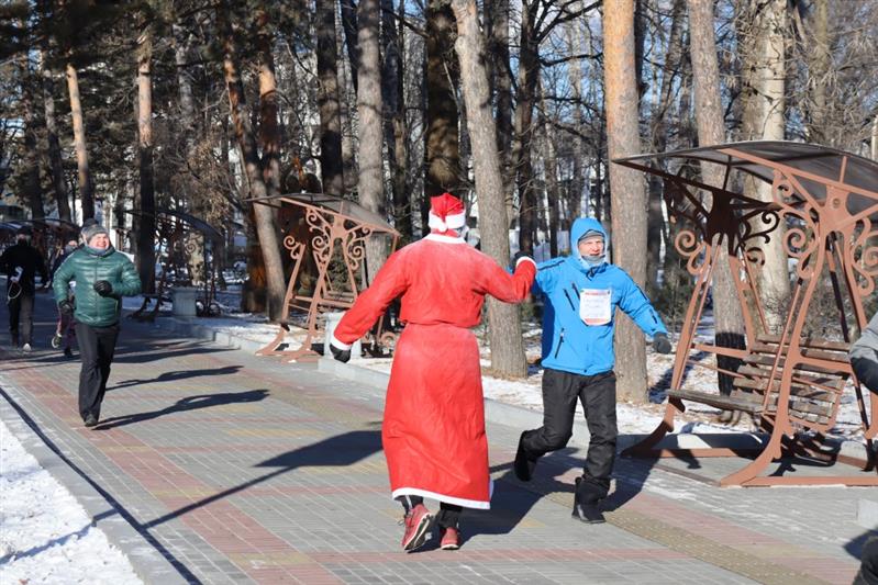 В Хабаровске сотрудники Росгвардии приняли участие в «Забеге обещаний»