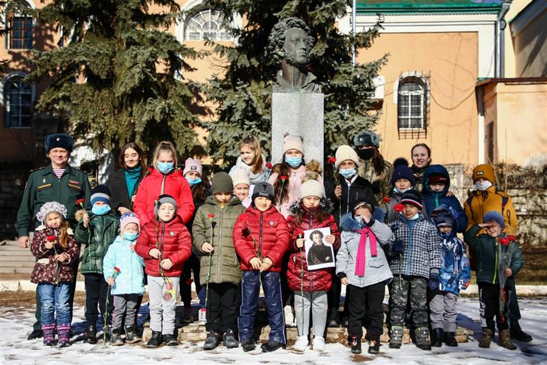 В Пятигорске дети росгвардейцев участвуют в мероприятиях ко Дню студента 