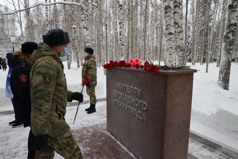 На Урале проходят памятные мероприятия, посвященные 77-ой годовщине освобождения блокадного Ленинграда