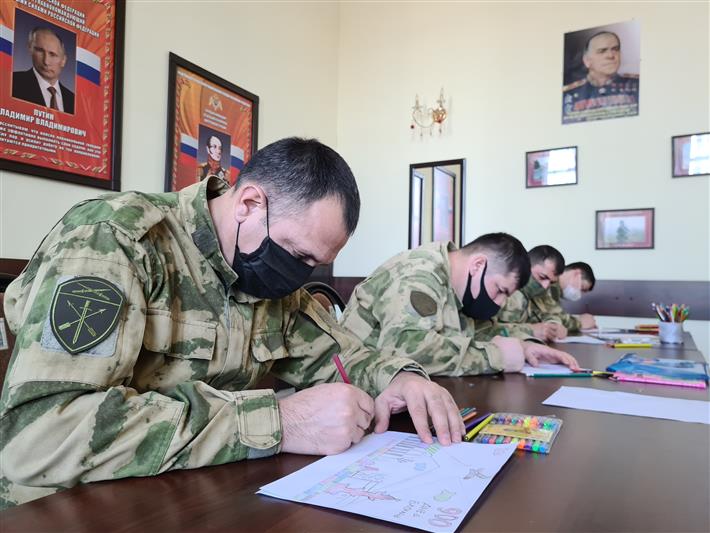 Военнослужащие грозненского соединения Росгвардии почтили память жертв блокады Ленинграда