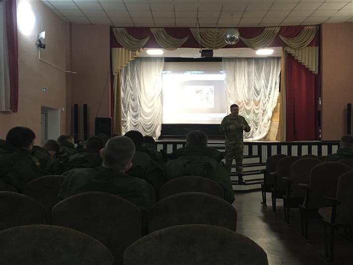 Офицер грозненского соединения Росгвардии рассказал усольским кадетам о подвиге ленинградцев, выстоявших в блокаду
