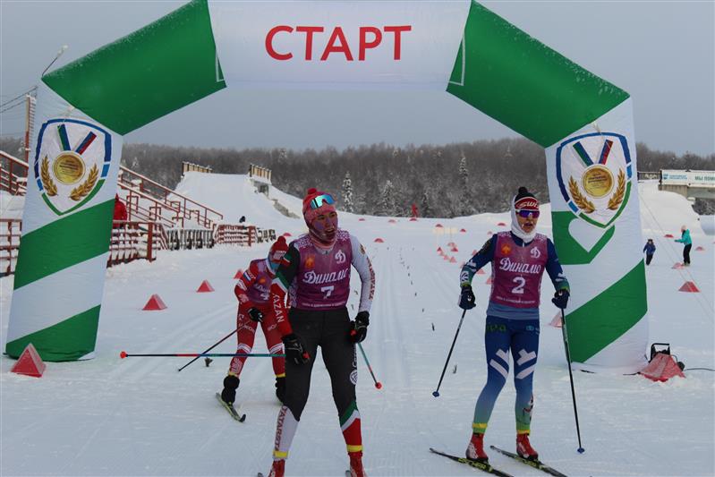 В Сыктывкаре состоялось открытие Чемпионатов Росгвардии по лыжным гонкам и служебному двоеборью (видео)