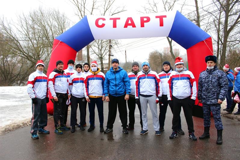 В Курске росгвардейцы поддержали городскую спортивную акцию 