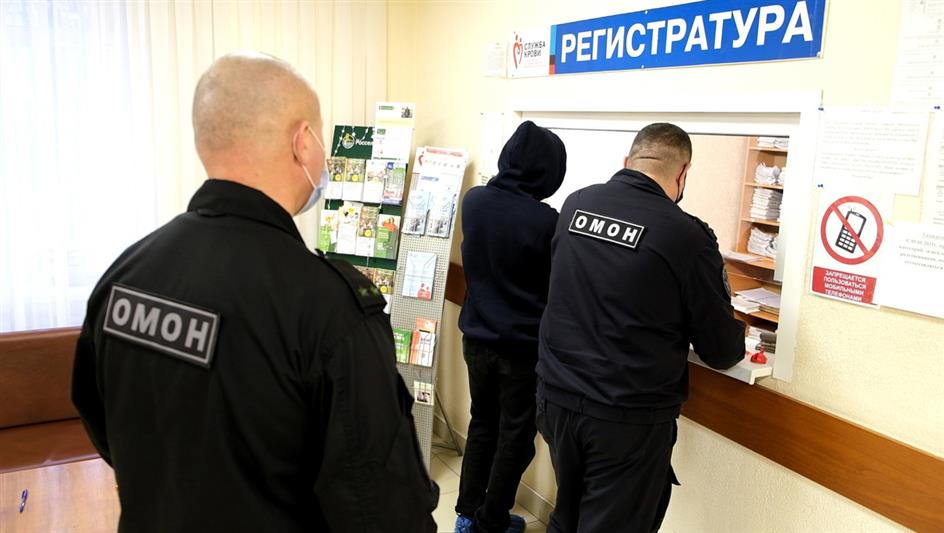 Орловские росгвардейцы присоединились к донорской акции «От сердца к сердцу» 