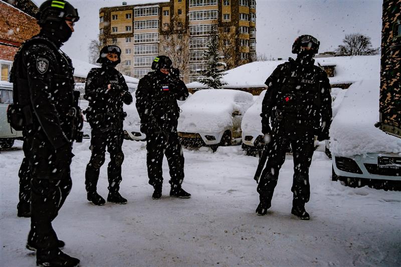 В Архангельске для журналистов региональных СМИ прошел пресс-тур в СОБР Росгвардии