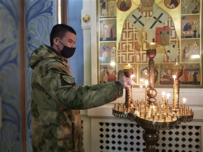 В Крещение Господне военнослужащие и сотрудники Сибирского округа Росгвардии приняли участие в праздничных мероприятиях