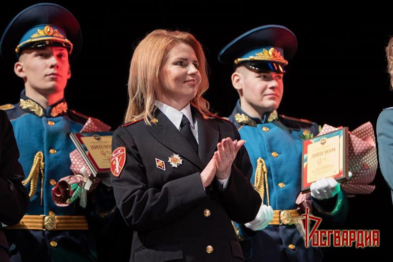 Четыре представительницы Уральского округа Росгвардии стали финалистками общественной благотворительной премии «Щит и роза»