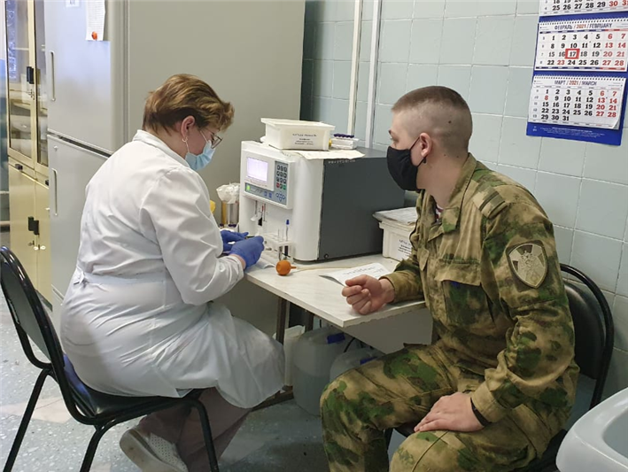 Военнослужащие северского соединения Росгвардии приняли участие в донорской акции «От сердца к сердцу»