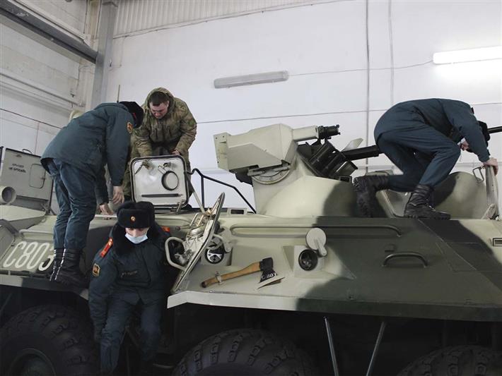 Кузбасские кадеты побывали в гостях у спецназа Росгвардии