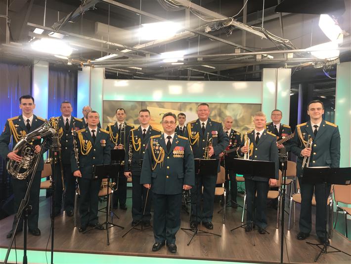 Военный оркестр Центра подготовки личного состава Северо-Западного округа Росгвардии выступил в прямом телеэфире 