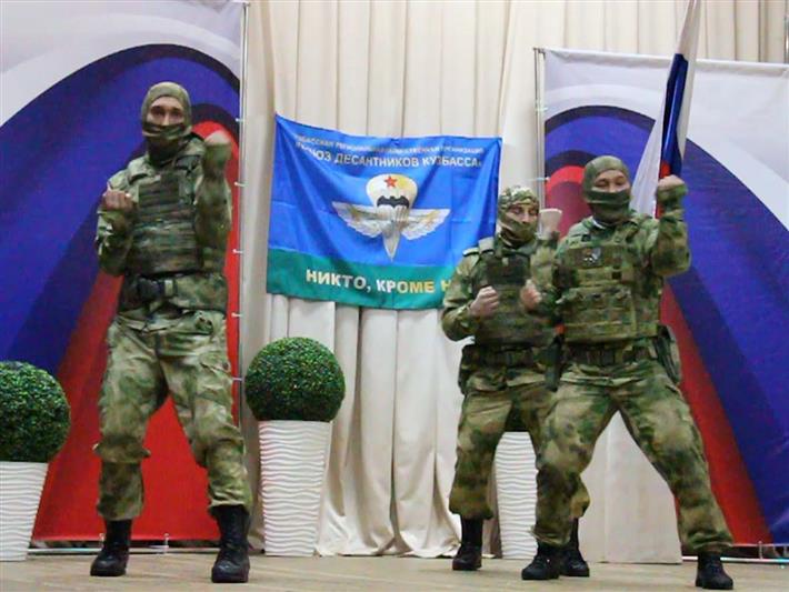 Торжественные мероприятия ко Дню защитника Отечества проходят в Сибирском округе Росгвардии 