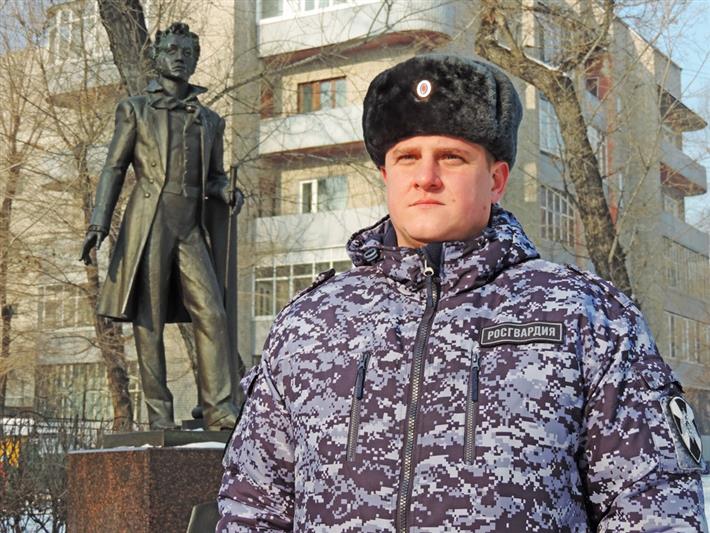 Хакасские росгвардейцы участвуют в поэтической акции «Читаем Пушкина вместе!»  (видео)