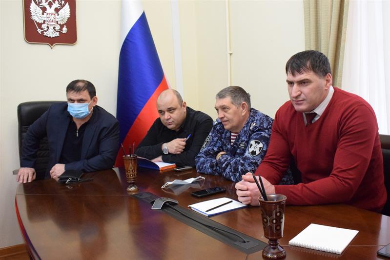 Начальник дагестанского управления Росгвардии провел личный прием граждан