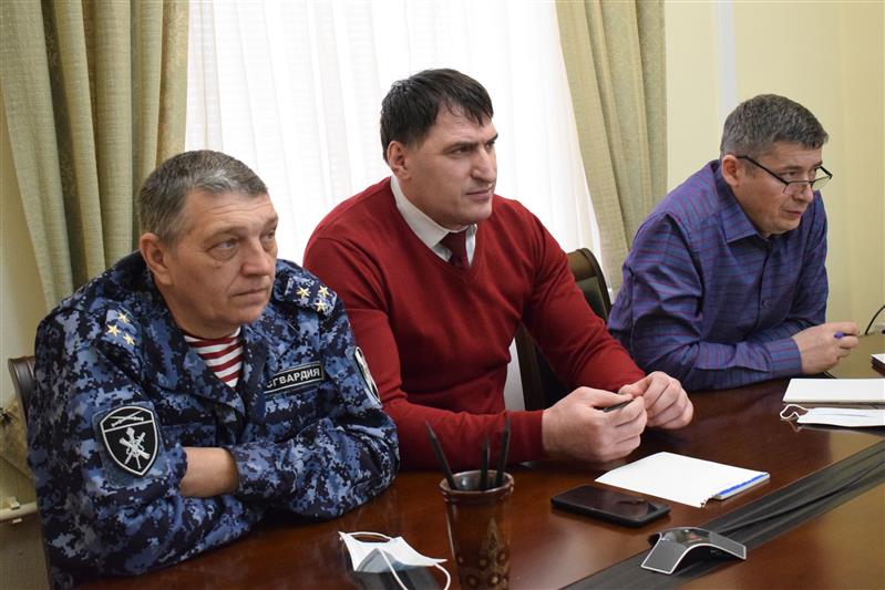 Начальник дагестанского управления Росгвардии провел личный прием граждан