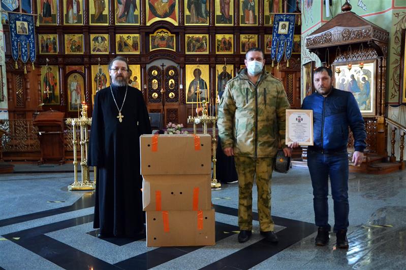 В Самаре росгвардейцы помогли подопечным Иверского монастыря