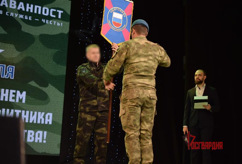 Офицеры Росгвардии провели цикл патриотических акций в рамках Дня защитника Отечества в Тюмени