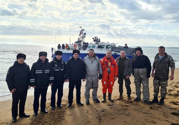 Моряки Росгвардии в Керчи приняли участие в реконструкции событий легендарной десантной операции периода Великой Отечественной войны