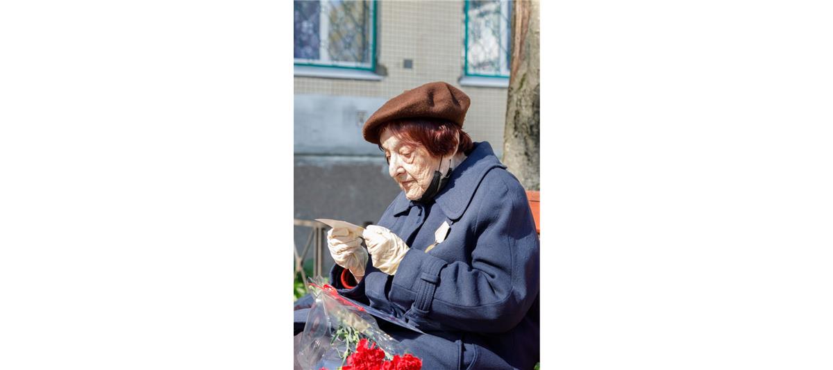 Росгвардейцы поздравили ветерана вневедомственной охраны со 100-летним юбилеем