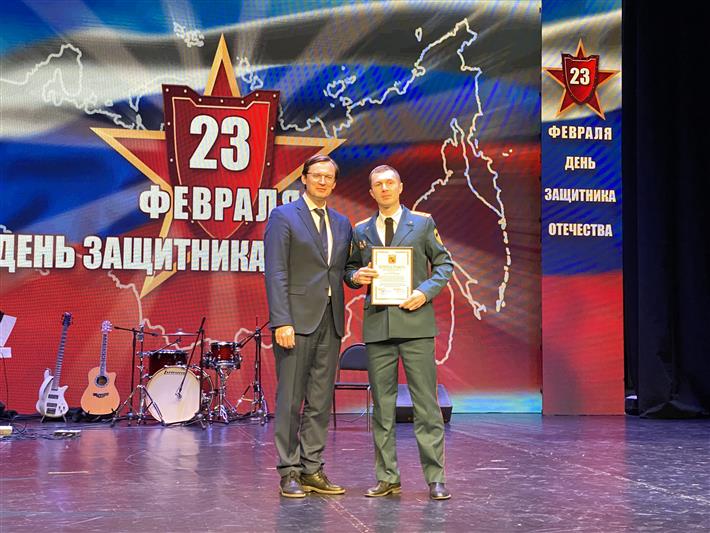 Ансамбль песни и пляски Северо-Кавказского округа Росгвардии поздравил жителей Железноводска с Днем защитника Отечества