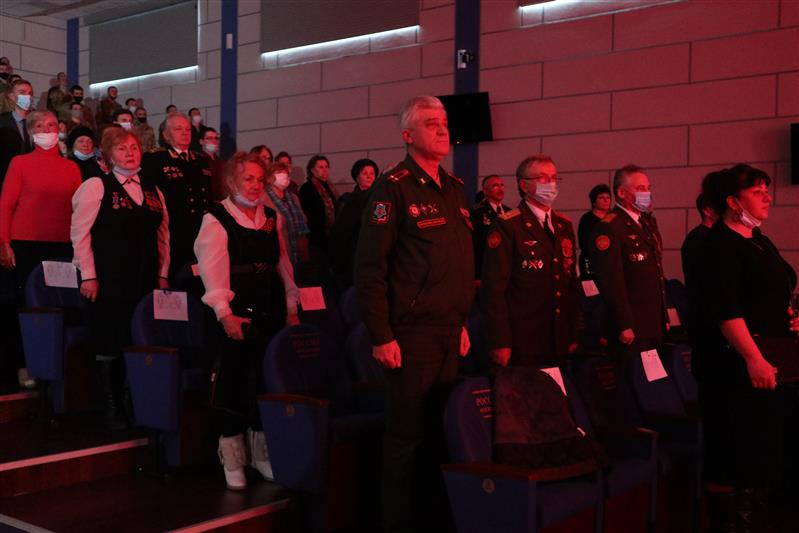 Ансамбль песни и пляски Северо-Кавказского округа Росгвардии выступил в Пятигорске ко Дню защитника Отечества